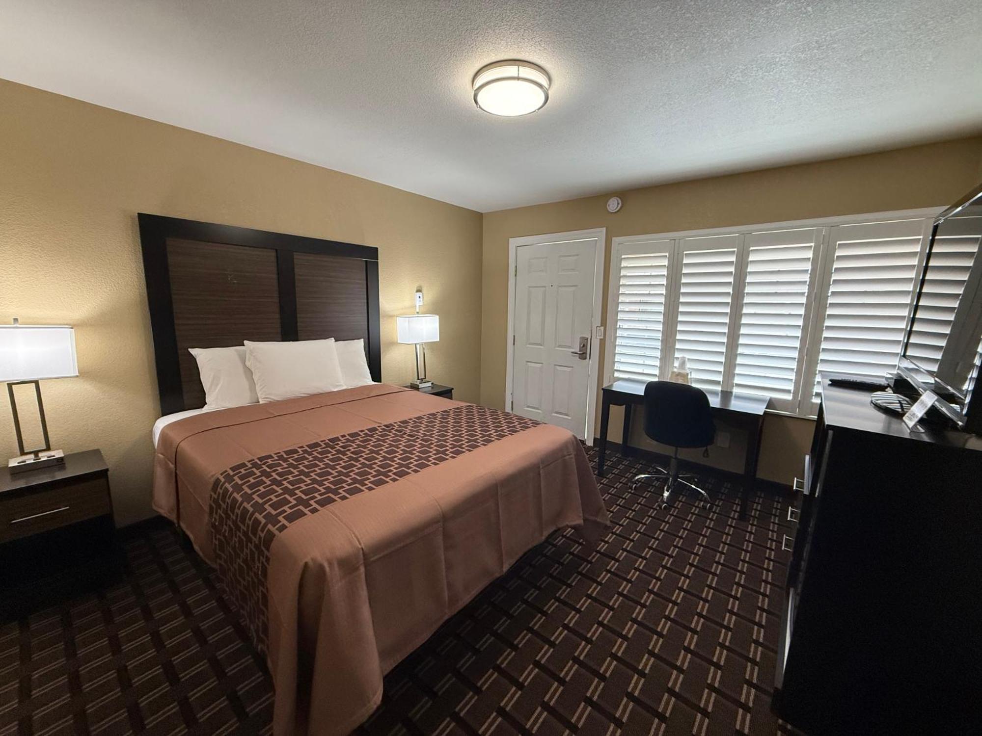 Pinewood Inn Саус Лэйк Тахо Экстерьер фото