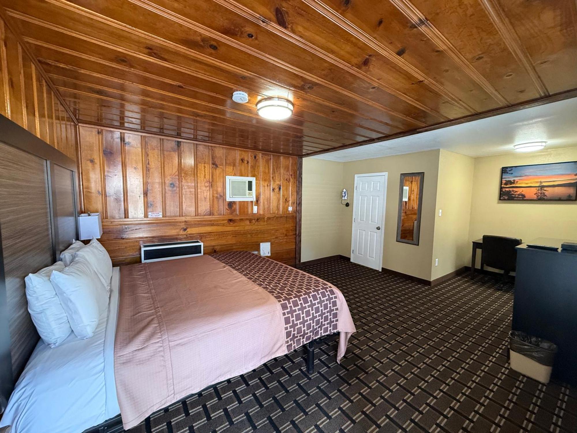 Pinewood Inn Саус Лэйк Тахо Экстерьер фото