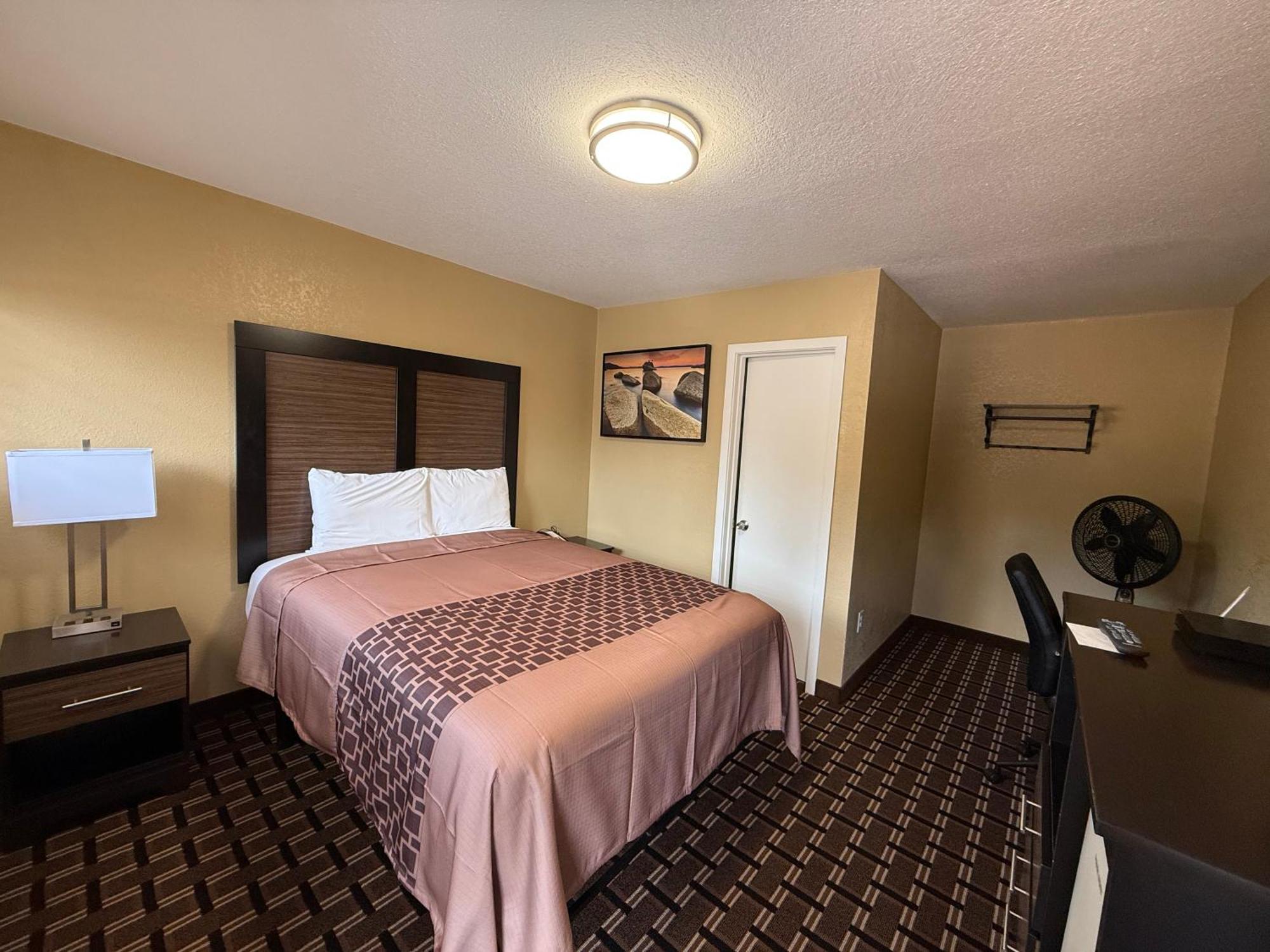 Pinewood Inn Саус Лэйк Тахо Экстерьер фото