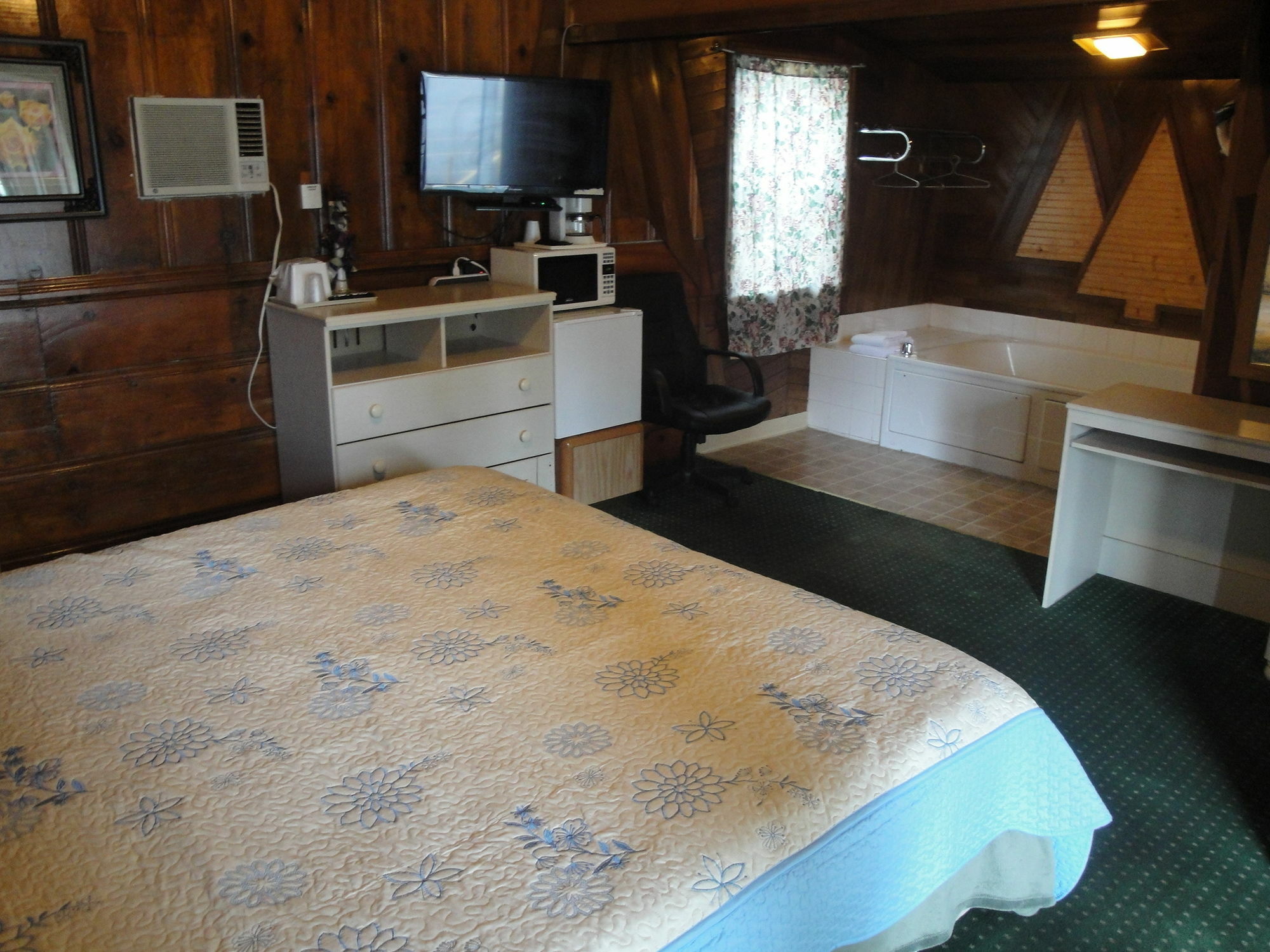 Pinewood Inn Саус Лэйк Тахо Экстерьер фото